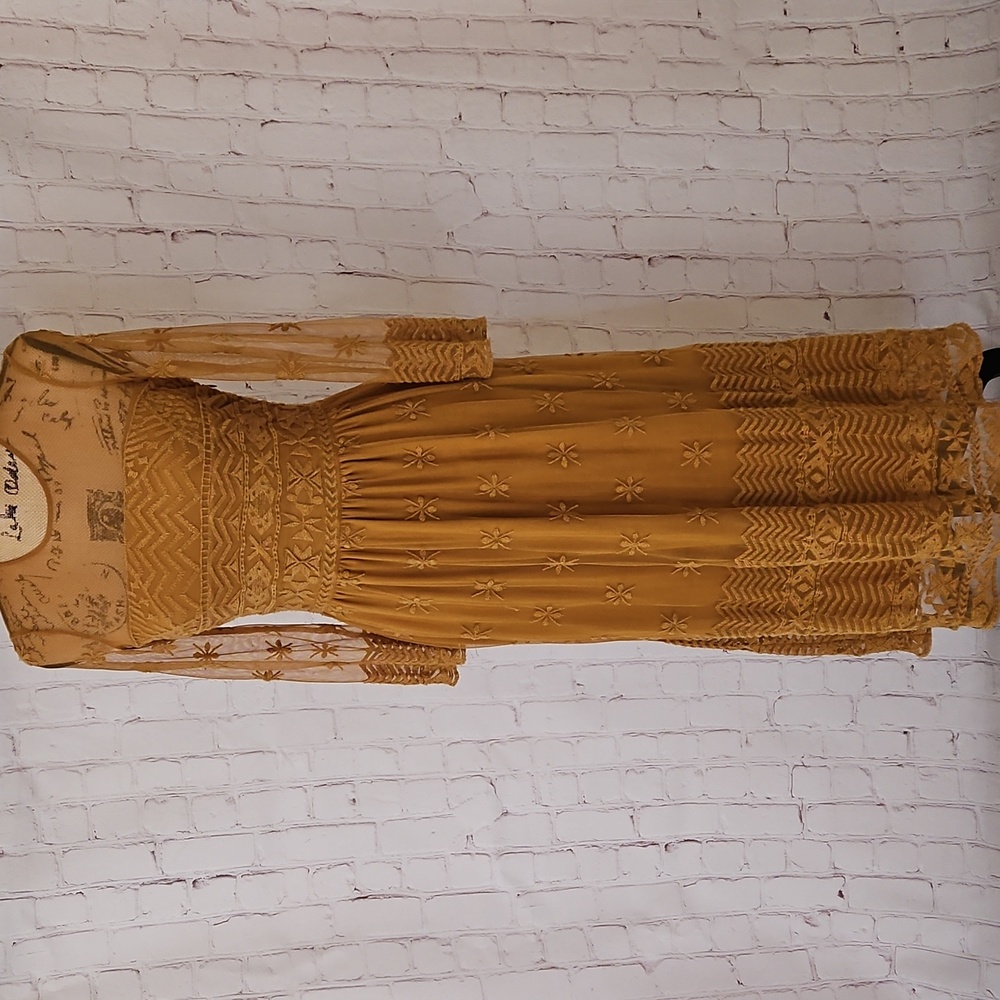 Size S Zara Lace dress
